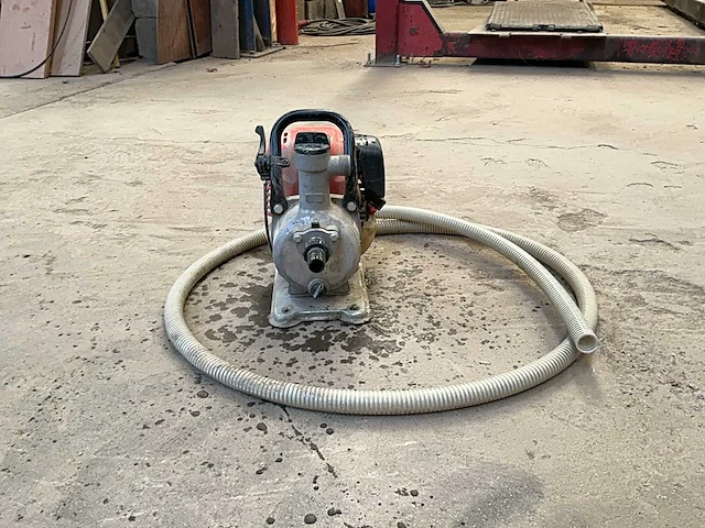 2011 dolmar mp 352.4 waterpomp - afbeelding 13 van  14