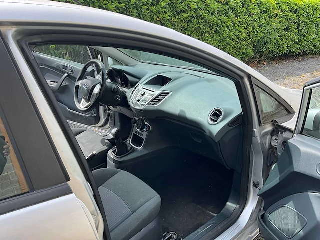 2011 ford fiësta - personenauto - afbeelding 17 van  28