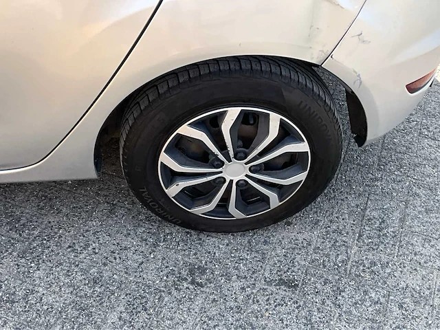 2011 ford fiesta - afbeelding 2 van  38