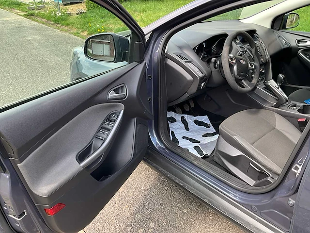 2011 ford focus sedan 1.5 tdci personenauto - afbeelding 8 van  35