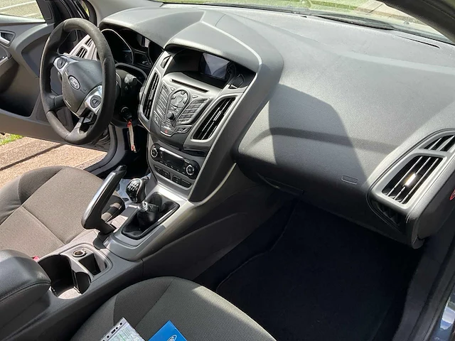 2011 ford focus sedan 1.5 tdci personenauto - afbeelding 15 van  35