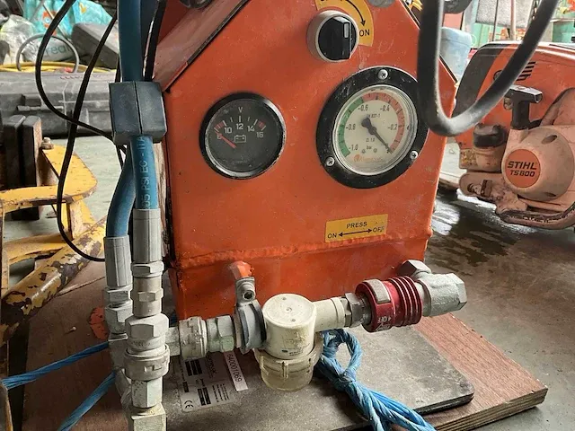 2011 hamevac vth250a vacuumheffer - afbeelding 6 van  8