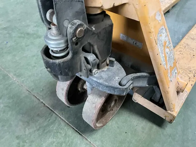 2011 hand hydraulische palletwagen - afbeelding 4 van  6