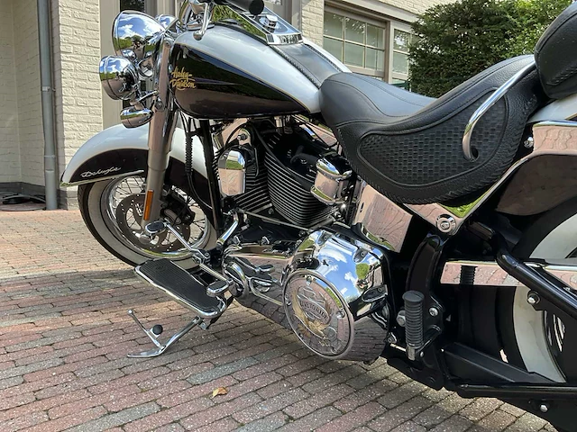 2011 harley-davidson flstn softballen deluxe motorfiets - afbeelding 2 van  24