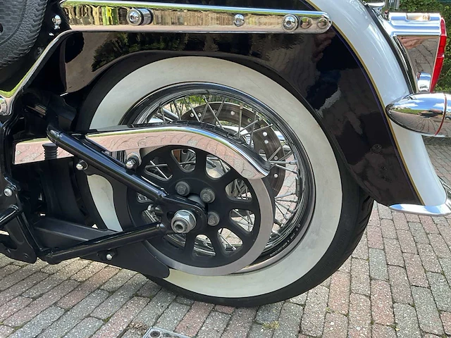 2011 harley-davidson flstn softballen deluxe motorfiets - afbeelding 3 van  24