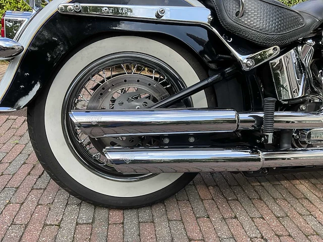 2011 harley-davidson flstn softballen deluxe motorfiets - afbeelding 4 van  24