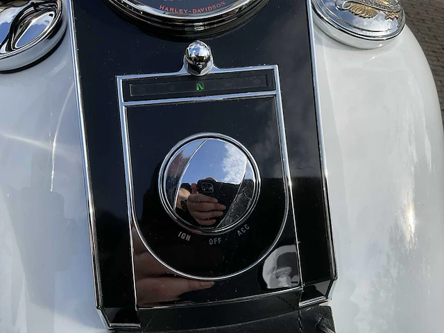 2011 harley-davidson flstn softballen deluxe motorfiets - afbeelding 10 van  24