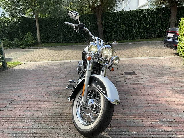 2011 harley-davidson flstn softballen deluxe motorfiets - afbeelding 23 van  24