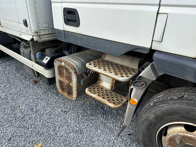 2011 iveco eurocargo euro 5 vrachtwagen - afbeelding 8 van  24