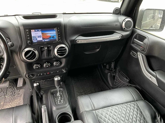 2011 jeep wrangler - afbeelding 11 van  36