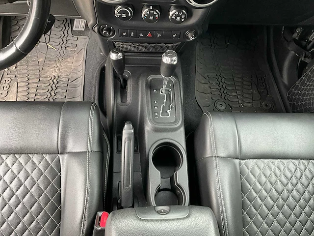 2011 jeep wrangler - afbeelding 16 van  36