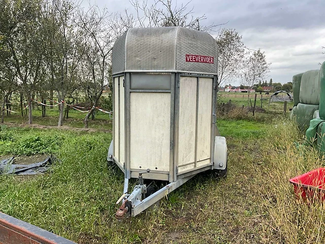 2011 jek paarden en veetrailer - afbeelding 11 van  18
