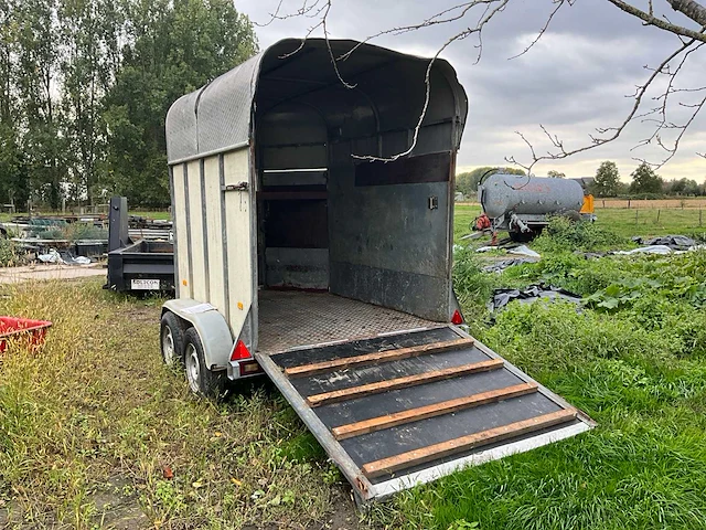 2011 jek paarden en veetrailer - afbeelding 13 van  18
