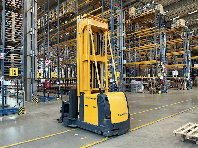 2011 jungheinrich ekx 515k reach truck - afbeelding 6 van  10