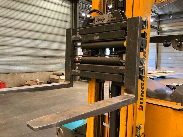 2011 jungheinrich etv q20 reach truck - afbeelding 2 van  21