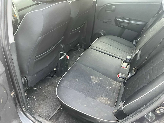 2011 kia venga - afbeelding 15 van  31