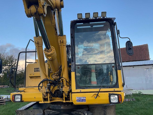 2011 komatsu pw160-7eo banden graafmachine - afbeelding 9 van  34