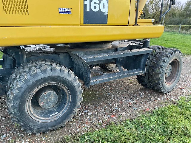 2011 komatsu pw160-7eo banden graafmachine - afbeelding 19 van  34