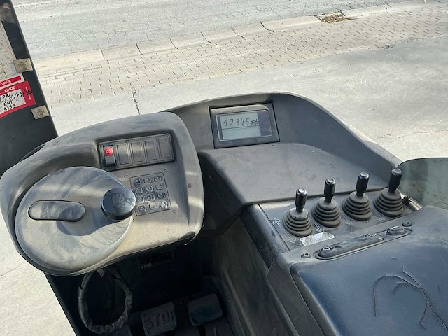 2011 linde r14-s12 reach truck - afbeelding 7 van  10