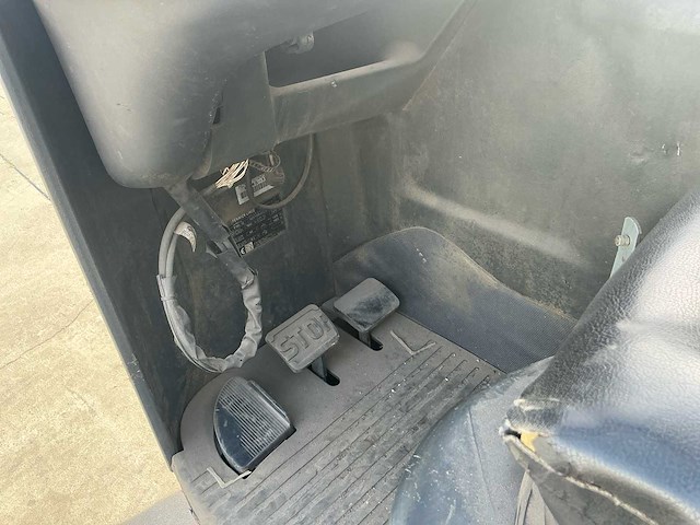 2011 linde r14-s12 reach truck - afbeelding 9 van  10