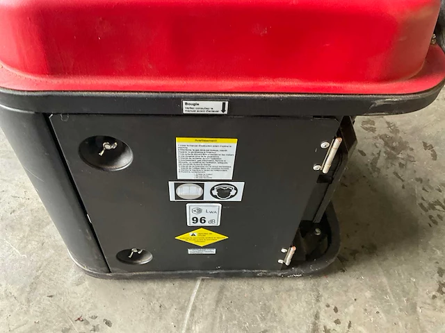 2011 matrix dpd-3000 stroomgenerator - afbeelding 6 van  7