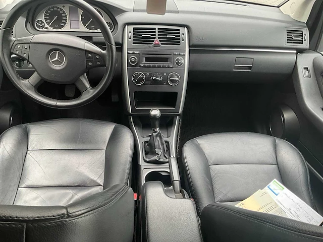 2011 mercedes-benz b 180 cdi 245 personenauto - afbeelding 9 van  32