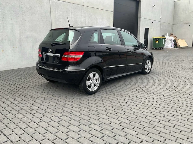 2011 mercedes-benz b 180 cdi 245 personenauto - afbeelding 28 van  32