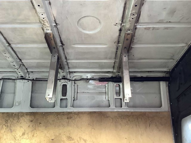 2011 mercedes-benz sprinter bestelwagen - afbeelding 11 van  17