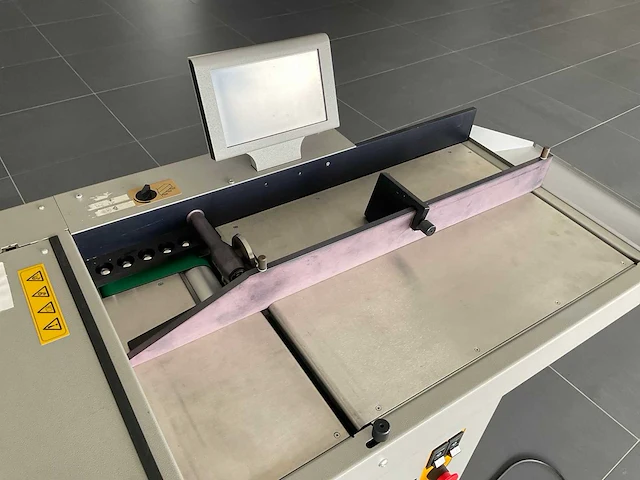 2011 morgana autocreaser pro 33 rilmachine - afbeelding 15 van  16