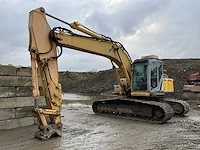 2011 new holland e215b rupsgraafmachine
