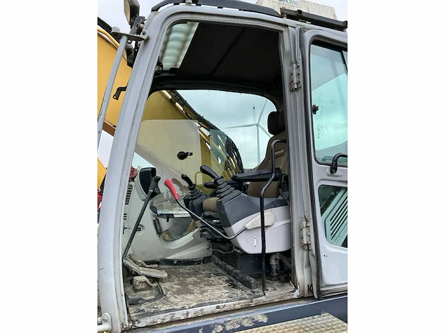 2011 new holland e215b rupsgraafmachine - afbeelding 15 van  33