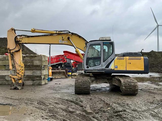 2011 new holland e215b rupsgraafmachine - afbeelding 12 van  33