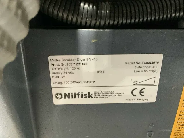 2011 nilfisk ba 410 vloerreiniger - afbeelding 2 van  10