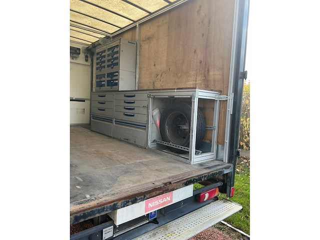 2011 nissan atleon vrachtwagen - afbeelding 9 van  38