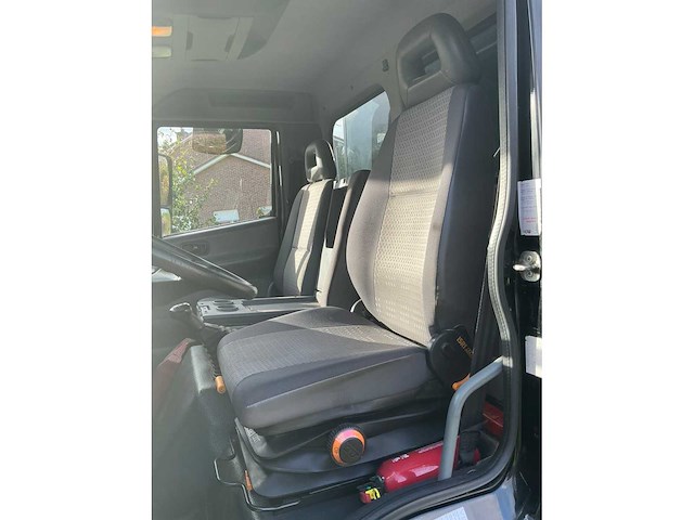 2011 nissan atleon vrachtwagen - afbeelding 13 van  38