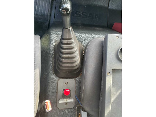 2011 nissan atleon vrachtwagen - afbeelding 22 van  38