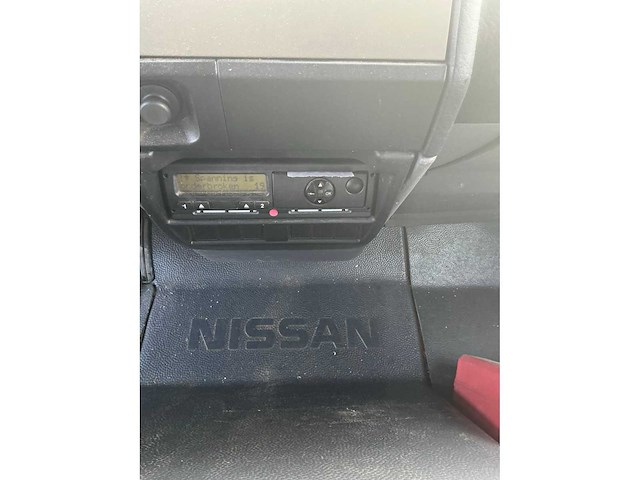 2011 nissan atleon vrachtwagen - afbeelding 24 van  38