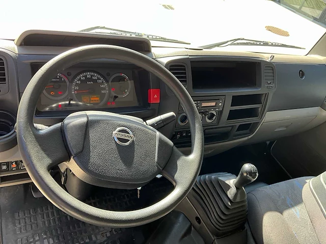 2011 nissan cabstar 2.5 dci met meubelkast lichte vrachtwagen - afbeelding 5 van  43