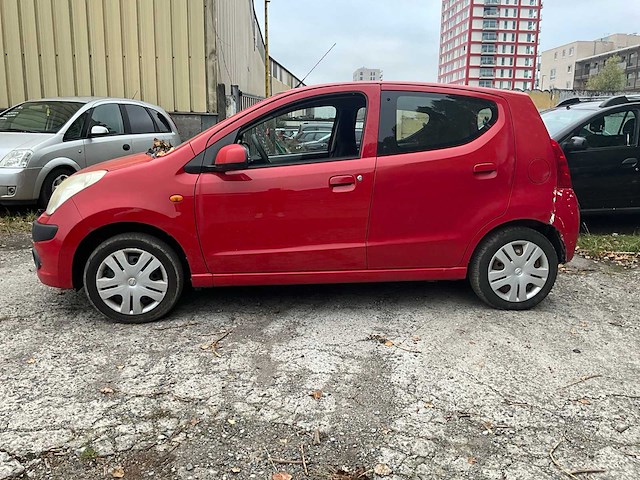 2011 nissan pixo - afbeelding 12 van  36