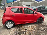 2011 nissan pixo - afbeelding 32 van  36