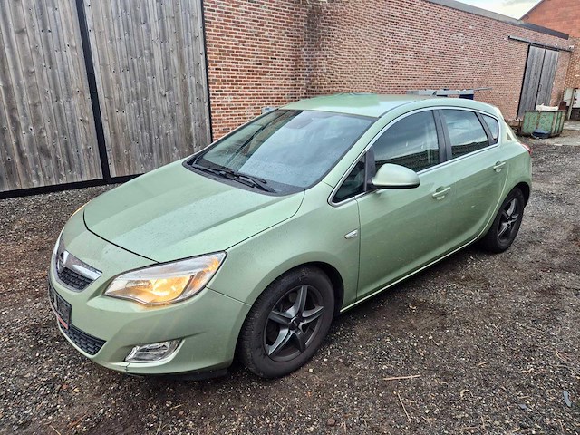 2011 opel astra - afbeelding 1 van  15