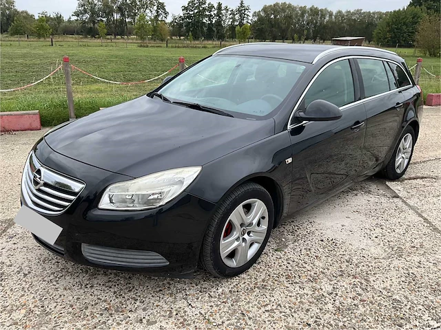 2011 opel insignia sports tourer - afbeelding 1 van  52