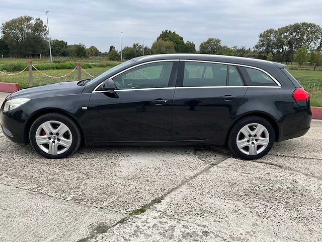 2011 opel insignia sports tourer - afbeelding 12 van  52