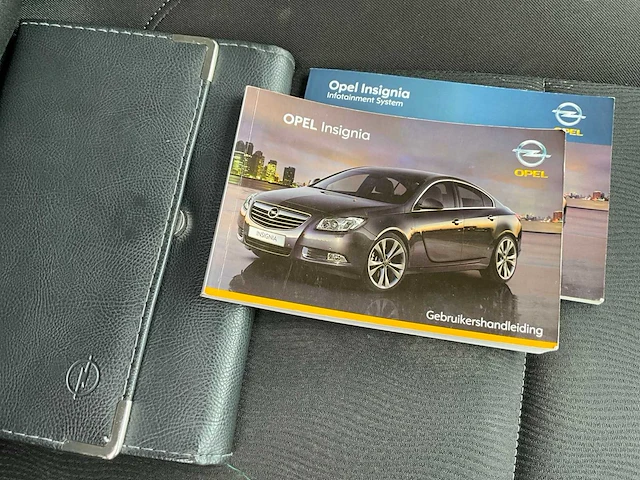 2011 opel insignia sports tourer - afbeelding 43 van  52