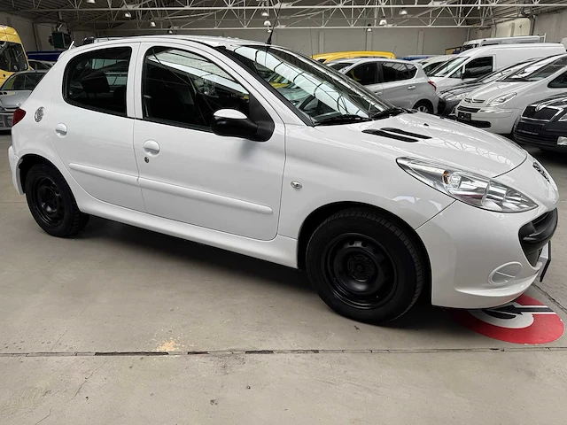 2011 peugeot 206 benzine - afbeelding 11 van  22