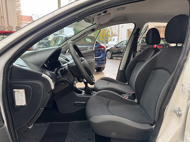 2011 peugeot 206 benzine - afbeelding 14 van  22