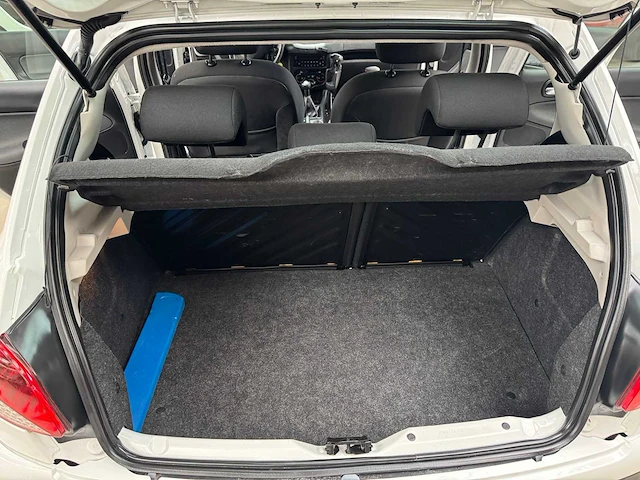2011 peugeot 206 benzine - afbeelding 18 van  22