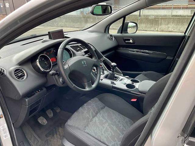 2011 peugeot 3008 personenauto - afbeelding 14 van  46
