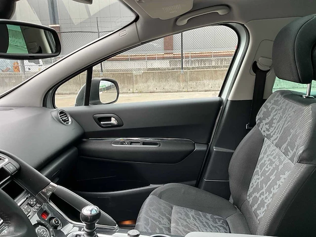 2011 peugeot 3008 personenauto - afbeelding 27 van  46