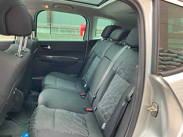 2011 peugeot 3008 personenauto - afbeelding 31 van  46